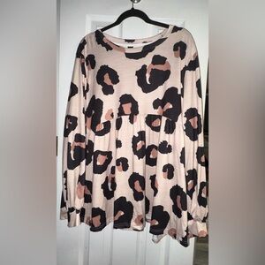 Women’s plus long sleeve leopard babydoll top